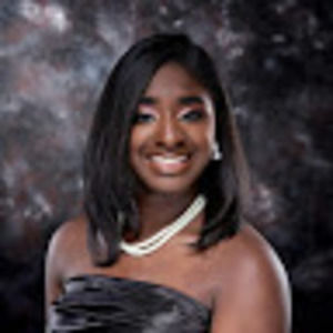 Meet your Posher, Leana